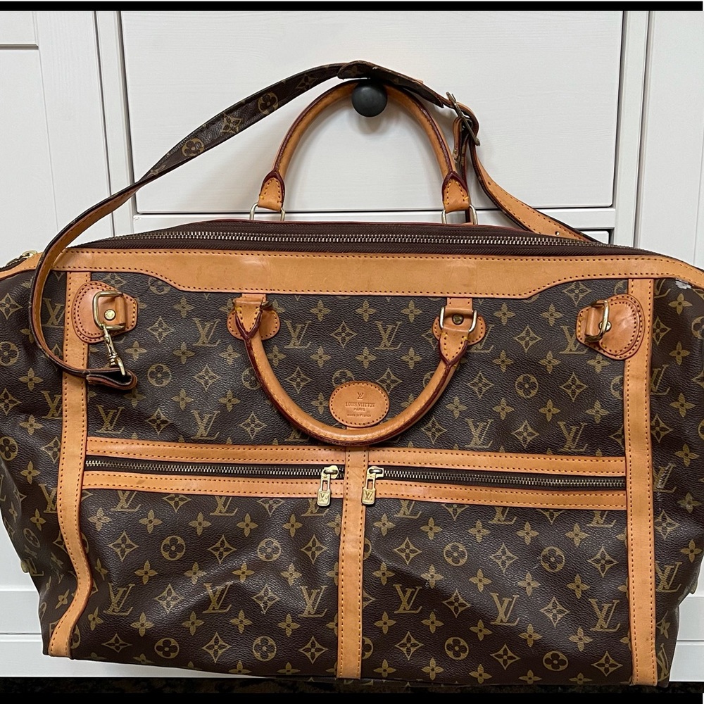 Louis Vutton Duffle Bag